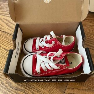 NWT Chuck Taylor All Star Toddler Shoes